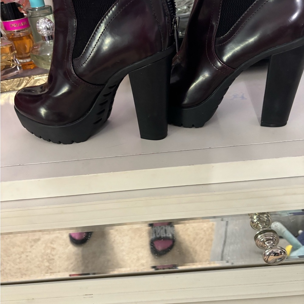 Steve Madden ankle booties